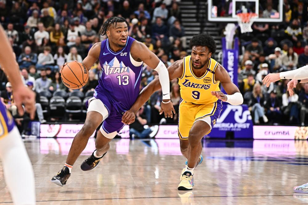 外线三分也 外线三分也