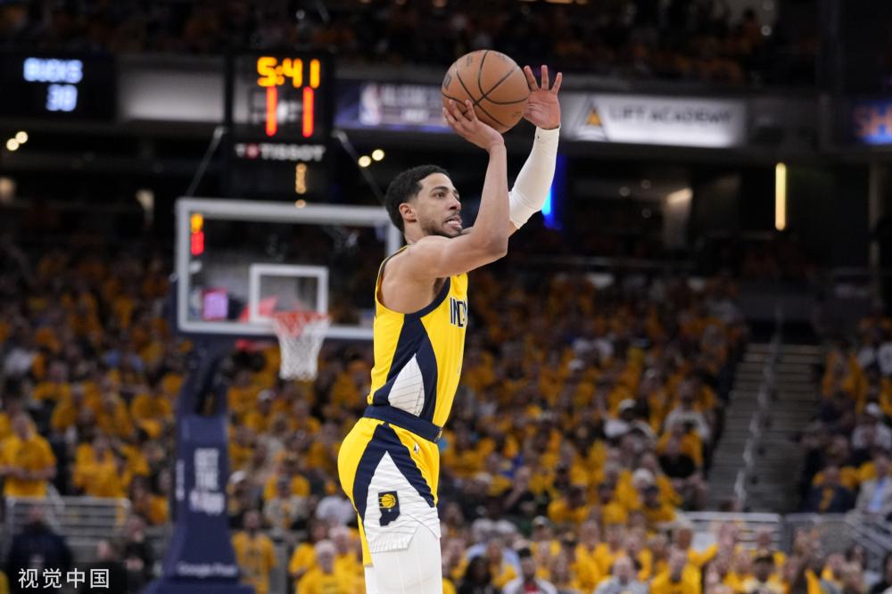 他在外线接 他在外线接