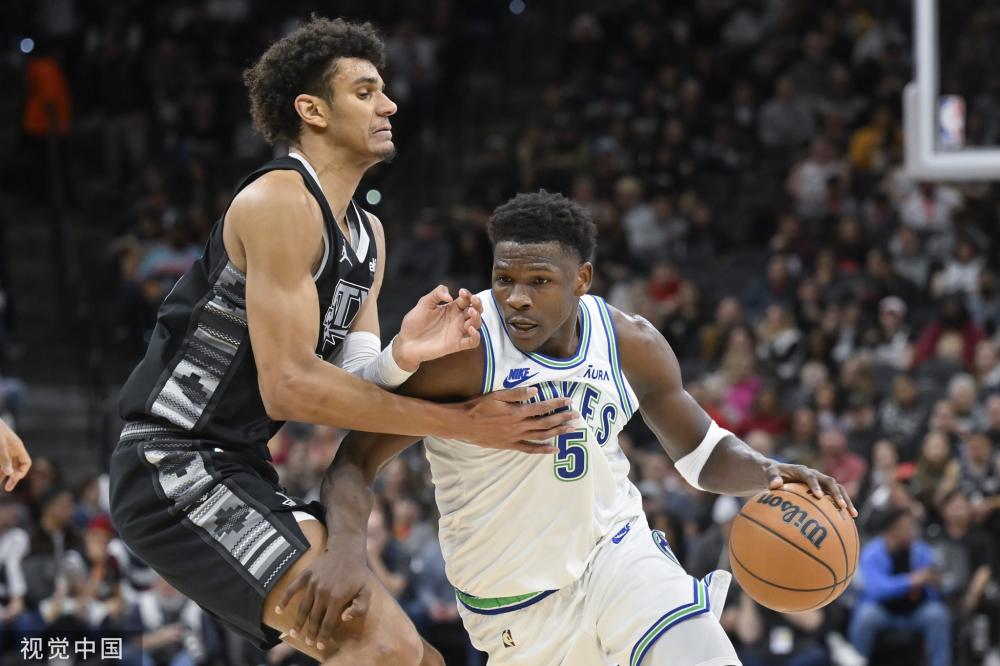 更是一部浓 更是一部浓