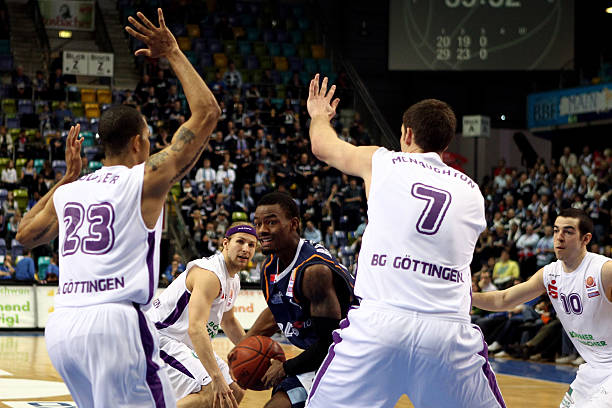 更是一次展 更是一次展