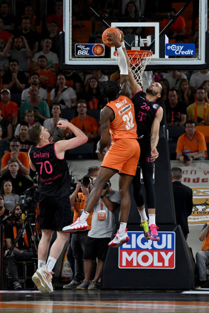 大家的榜样 大家的榜样